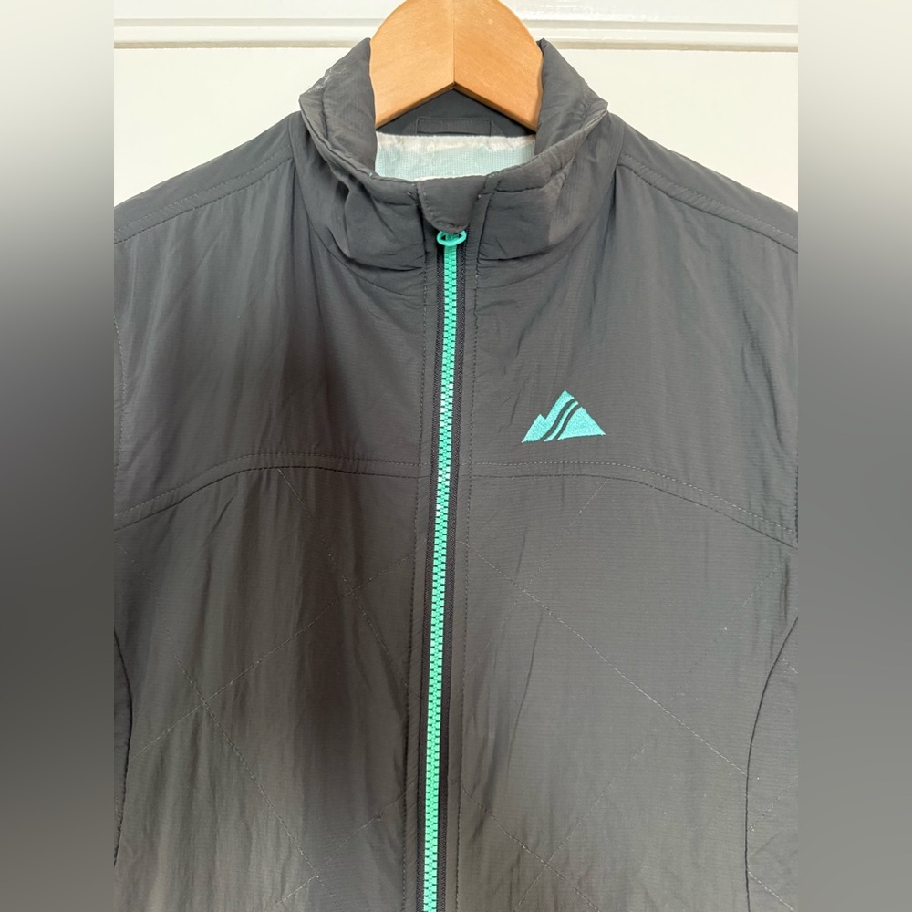 Strafe Women’s Lightweight Jacket Zip Front Base Layer Gray Aqua Blue Size XS - Picture 2 of 11
